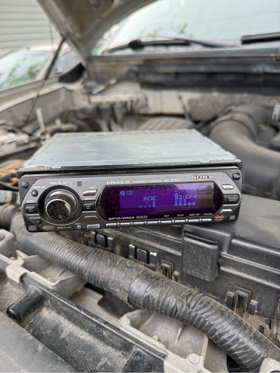 Sony Other - SONY CDX GT500 Car Stereo CD Player In Dash Receiver Fully Tested And Working